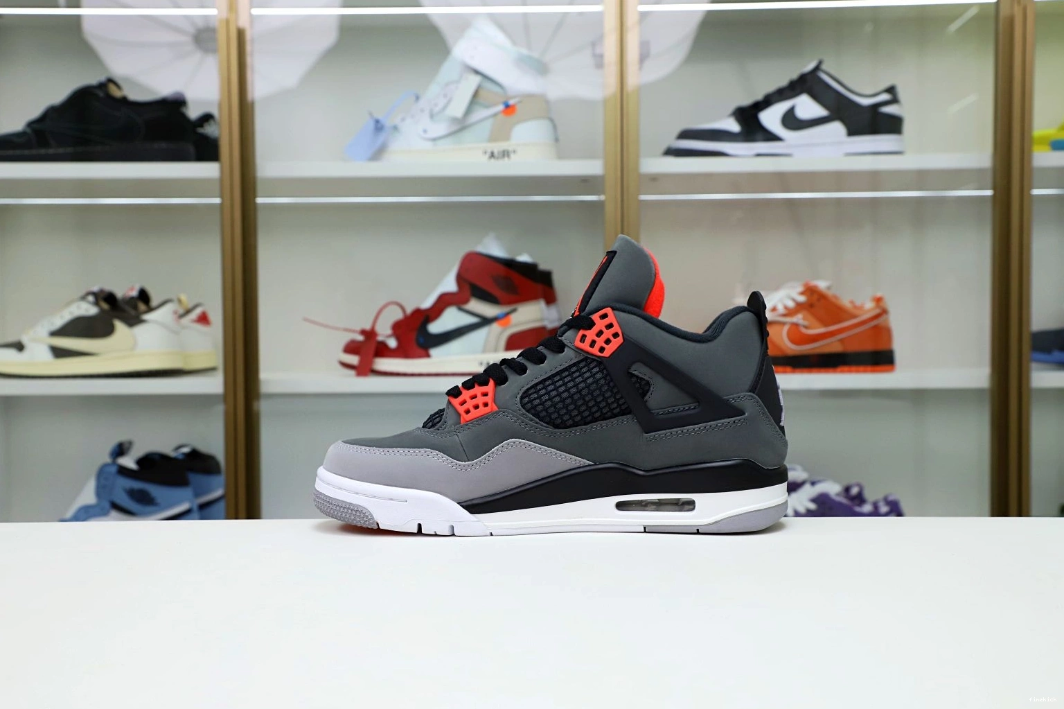 4 AIR JORDAN INFRARED 1013